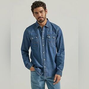 WRANGLER® MEN'S DENIM
WESTERN SNAP SHIRT